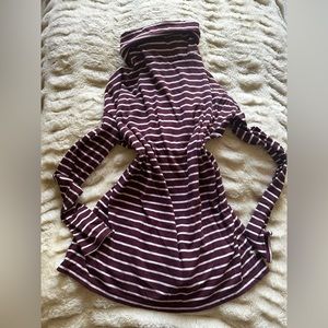 💓 Pink Victoria secret stripe burgundy long sleeve turtleneck shirt